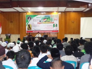 Seminar nasional peradaban Islam dihadiri oleh tokoh akademisi