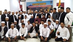 Gubernur NTB Tuan Guru Majdi Jamu Peserta Rakernas Pendidikan Hidayatullah 2017_8