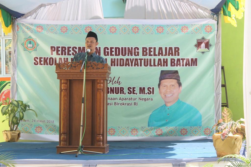 Peletakan Batu Pertama Gedung Pendidikan Hidayatullah Batam Maret