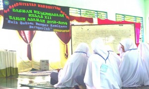 Sejumlah murid Marama Putri peserta daurah berbincang di sela-sela jeda acara / MASYKUR