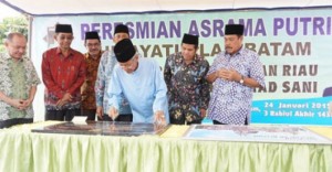 peresmiana asrama tanjung uncang