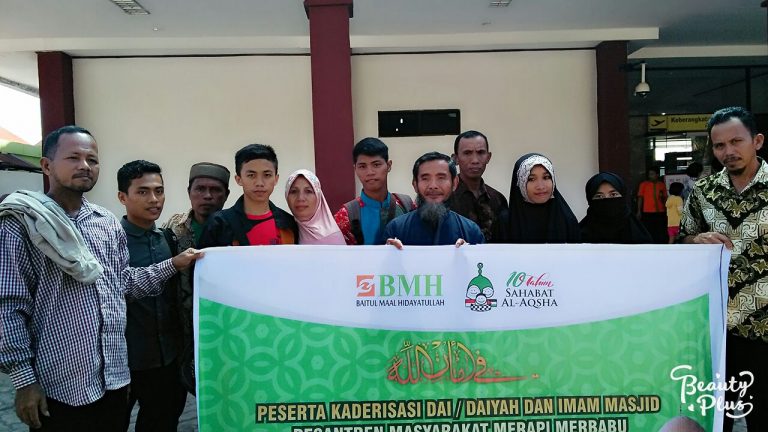 Baitul Maal Hidayatullah Kirim Kader Dai ke Gunung Merapi