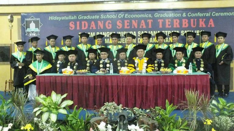 Diserap Bursa Kerja, Sarjana Ekonomi STIE Hidayatullah Menjadi Penggerak Pembangunan