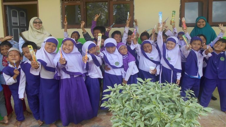 Hidayatullah Banjarbaru Dorong Peserta Didik Cinta Lingkungan