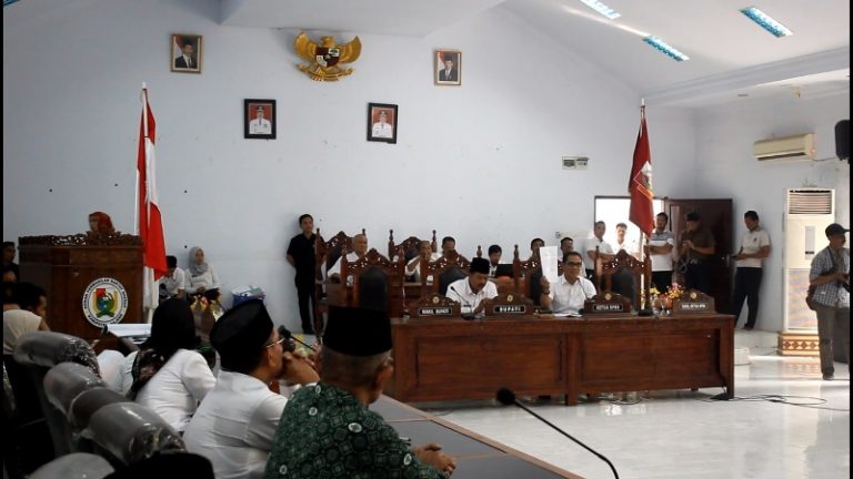 Hidayatullah Majene Mendesak Diterbitkan Perda Larang Miras