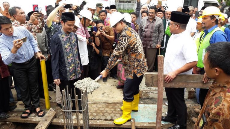 BERITA FOTO: Peletakan Batu Pertama Pembangunan Gedung Pusat Dakwah Hidayatullah
