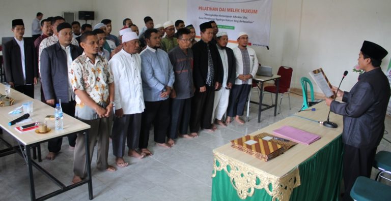 LBH Hidayatullah Lantik 37 Tenaga Paralegal