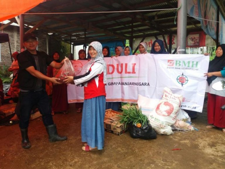 Hidayatullah Peduli Bantu Korban Gempa Banjarnegara