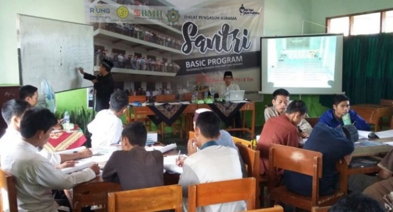 Hidayatullah Yogyakarta Gelar Pelatihan Pengasuhan Ponpes