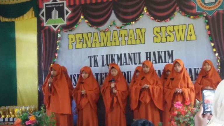 Haru Daeng Rapi Sekolahkan Anak di Hidayatullah Baras