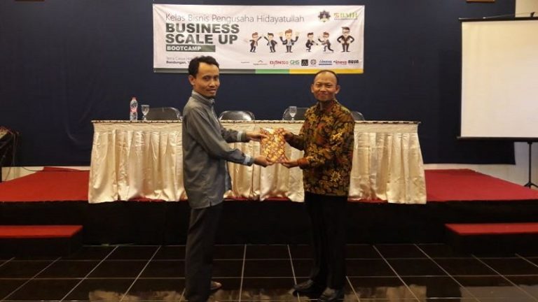 Hidayatullah Jateng Gelar Kelas Scale Up Bisnis Bootcamp