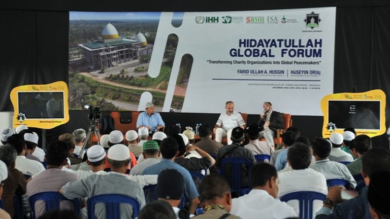 Menjadi Juru Damai Mengatasi Konflik Kawasan Asia Tenggara