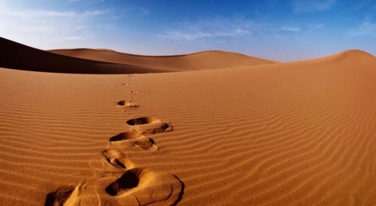 “Aku Ingin Masuk Surga dengan Kakiku yang Pincang”