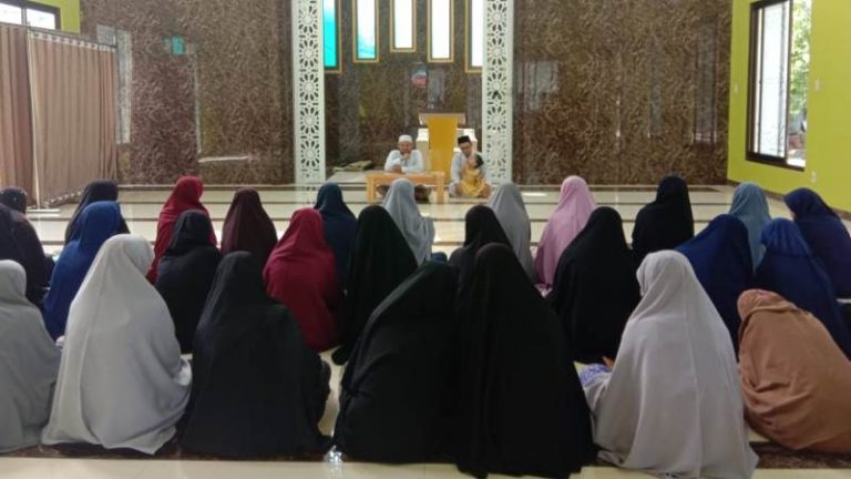 Pesan Ust Tazhir untuk Santri Tahfidz Ashabul Kahfi Bekasi