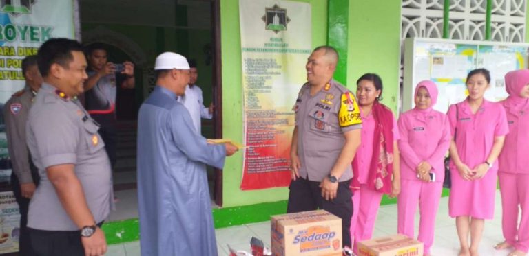 HUT Bhayangkara, Kapolres Anjangsana ke Ponpes Hidayatullah Ambon