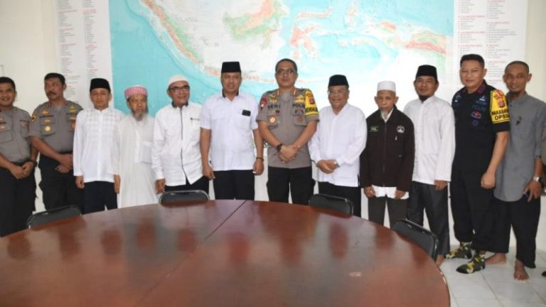 HUT Bhayangkara ke-73, Polda Kaltim Bakti Religi di Ponpes Hidayatullah
