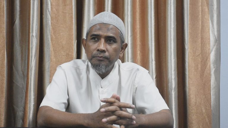 Hidayatullah Imbau Tak Pakai Plastik Hitam Wadah Makanan