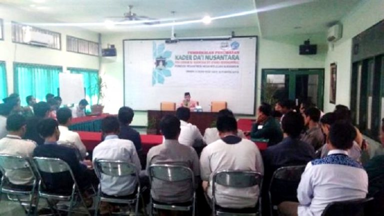 Mahasiswa Ikuti Pembekalan Sebelum Pengabdian Dakwah