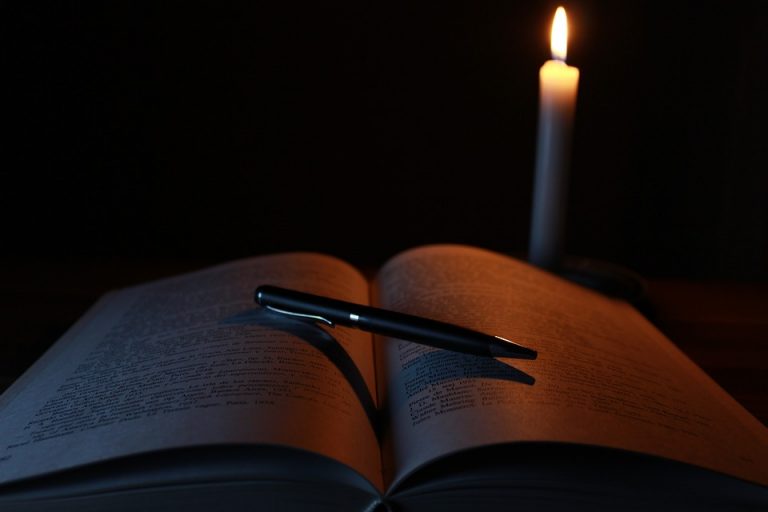 Mati Lampu dan Tranmisi Ilmu