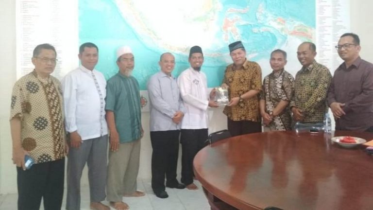Yayasan AR Baswedan Kujungi Kampus Hidayatullah Gutem