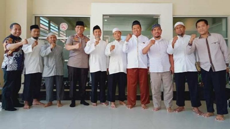 Silaturrahim Wakapolda ke Kampus Hidayatullah Makassar