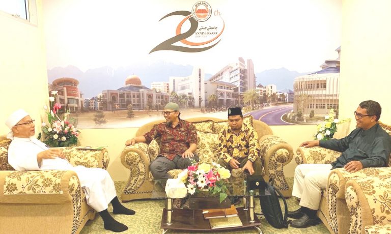 Hidayatullah Jalin Ukhuwah dengan Muslimin Thailand Selatan