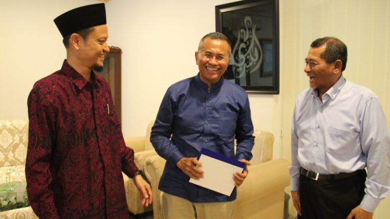 Dahlan Iskan Silaturrahim ke Gedung Pusat Dakwah Hidayatullah