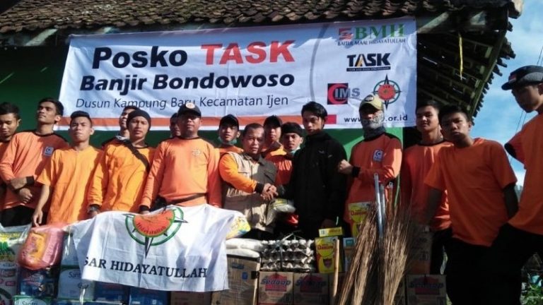 Sinergi TASK Salurkan Bantuan Banjir Bondowoso