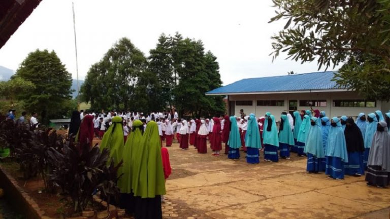 Arahan Hidayatullah Towuti Kepada Warga Ponpes Terkait Penyebaran CoVid19