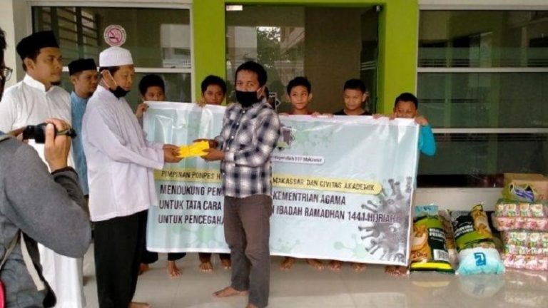 Ponpes Hidayatullah Makassar Sinergi Himbau Masyarakat Tetap di Rumah