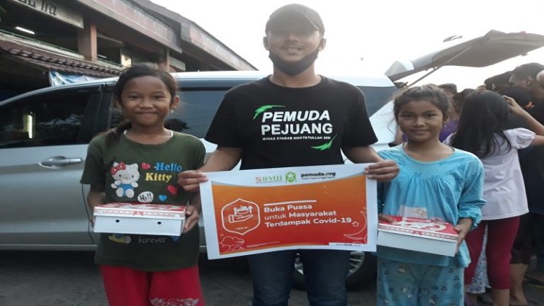 BMH dan Pemuda Hidayatullah Sinergi Tebar Kebaikan Ramadan
