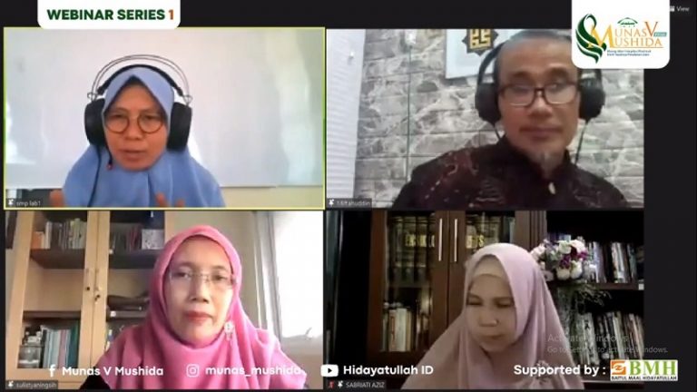 Webinar Series 01 Mushida Diikuti Ribuan Peserta, Bahas Peluang dan Tantangan Pendidikan Tinggi Kepengasuhan Putri