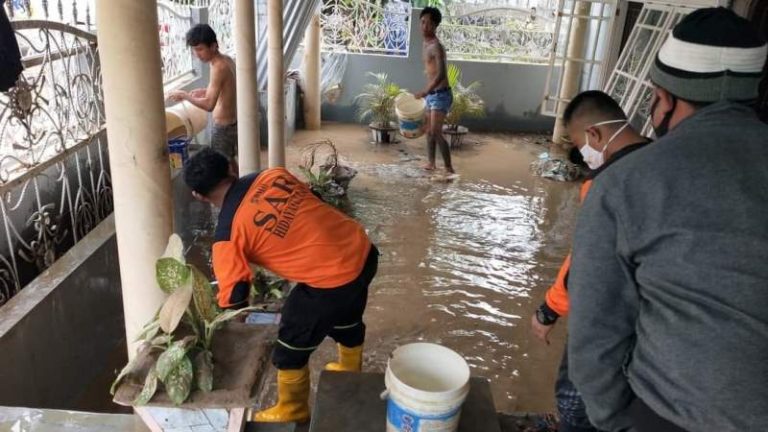SAR Hidayatullah Gerak Cepat Tanggap Bencana Banjir Landa Manado