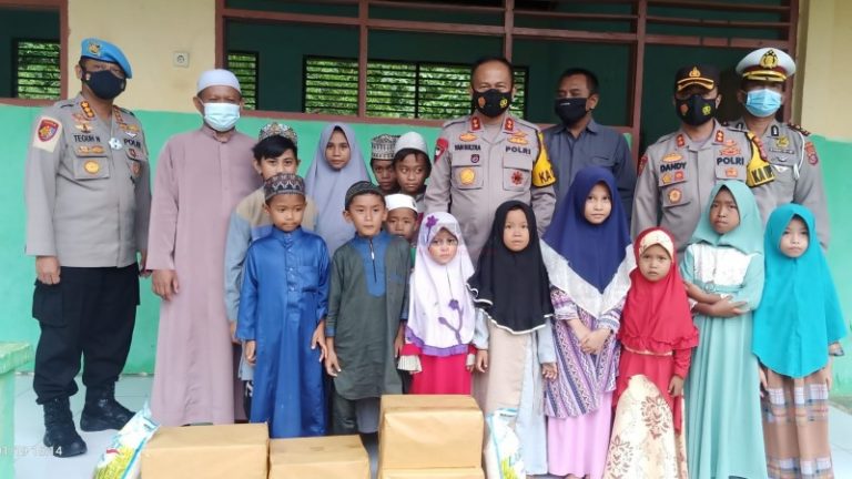 Kapolda Sultra Anjangsana ke Pondok Pesantren Hidayatullah Lameroro Bombana