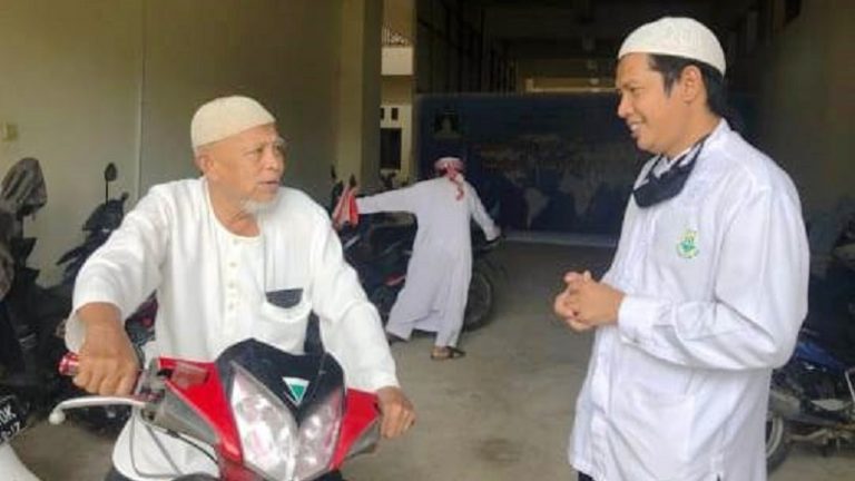 Almarhum Manna Pasannai Tak “Berposisi” Tapi Bertahta di Hati