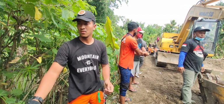 TASK Hidayatullah Tanggap Darurat Longsor Grobogan