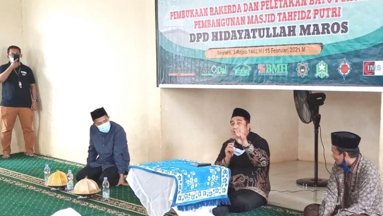 Chaidir Groundbreaking Masjid Tahfiz Putri Hidayatullah Maros