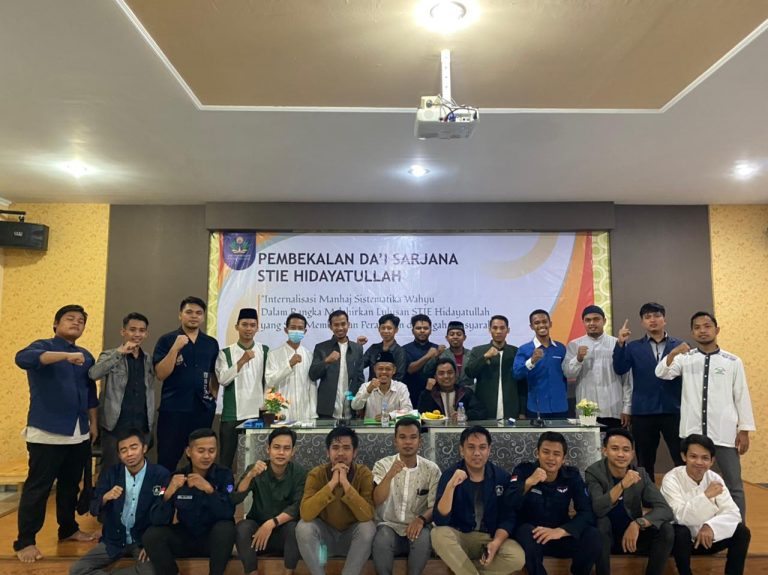 Calon Sarjana Dai STIE Hidayatullah Dapatkan Pembekalan Intensif Sebelum Tugas