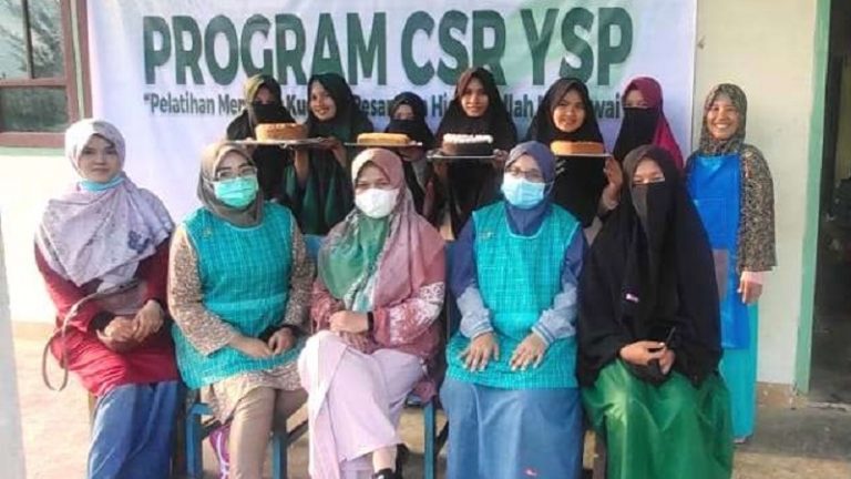 Santriwati Ponpes Hidayatullah Mentawai Pelatihan Tata Boga