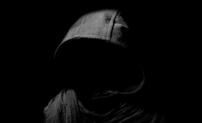 Waspada, Begini Cara Syetan Menunggangi Amal Shalih Kita