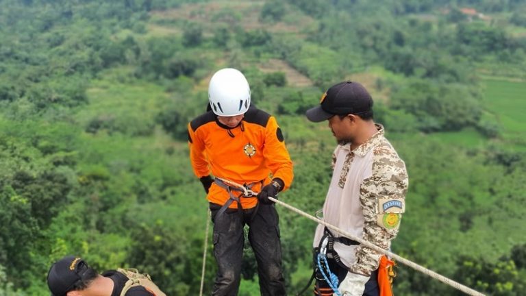 Diklat SAR Hidayatullah untuk Kewaspadaan Dini Bencana