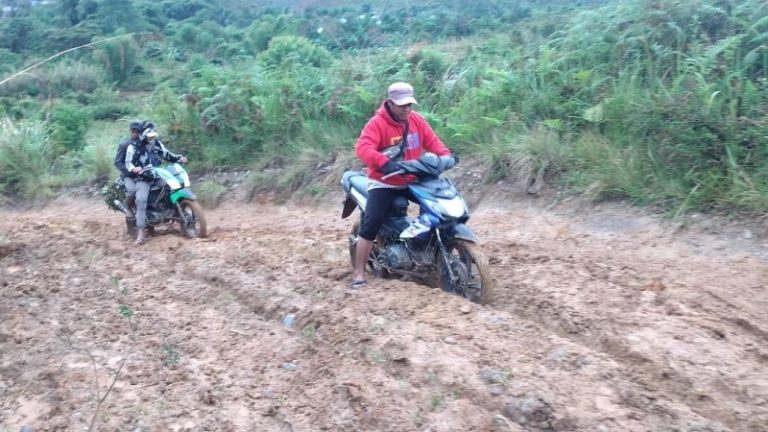 Terus Kuatkan Pembinaan Umat Muslim di Pedalaman Seko