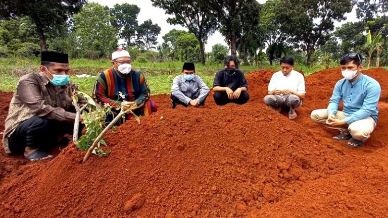 Selamat Jalan Ibu Lenny Syahnidar Djamil, Persaksian Indah Mujahidah