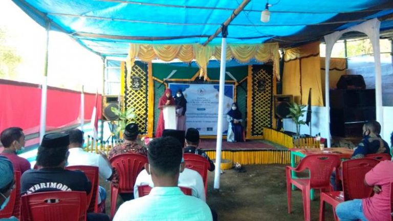 Sinergi Pemuda Gelar Sunatan Massal di Lamahala