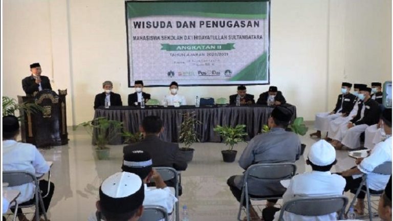 Wisuda Sekolah Dai Sultan Batara Kirim Dai Mengabdi ke Berbagai Titik