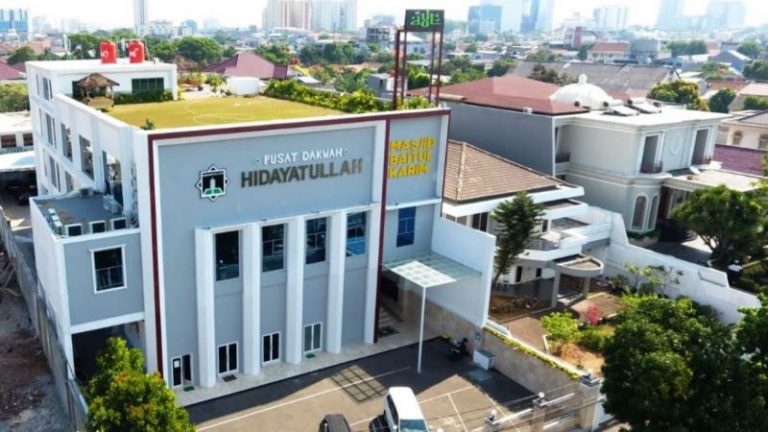 Tetaplah Melangkah Meski Terjeda