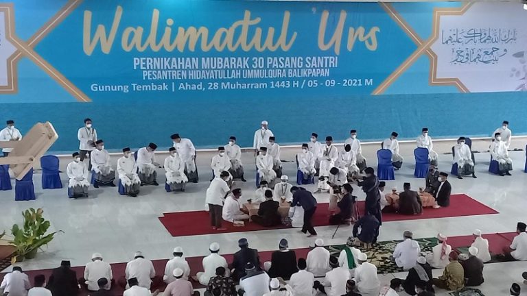 Kampus Induk Gunung Tembak Gelar Pernikahan Mubarak