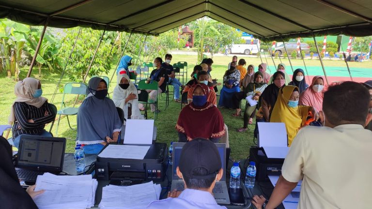 Sinergi TNI Korem 061/Surya Kencana dan IMS Vaksinasi 10.000 Dosis