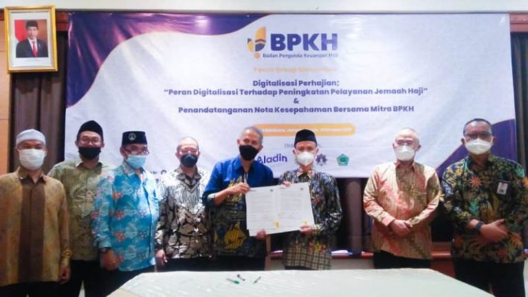 Dorong Digitalisasi Haji, Hidayatullah Teken MoU dengan BPKH