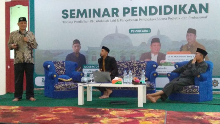 Narasumber Seminar Pendidikan, Nursyamsa Hadis Paparkan Konsep Pendidikan Profetik